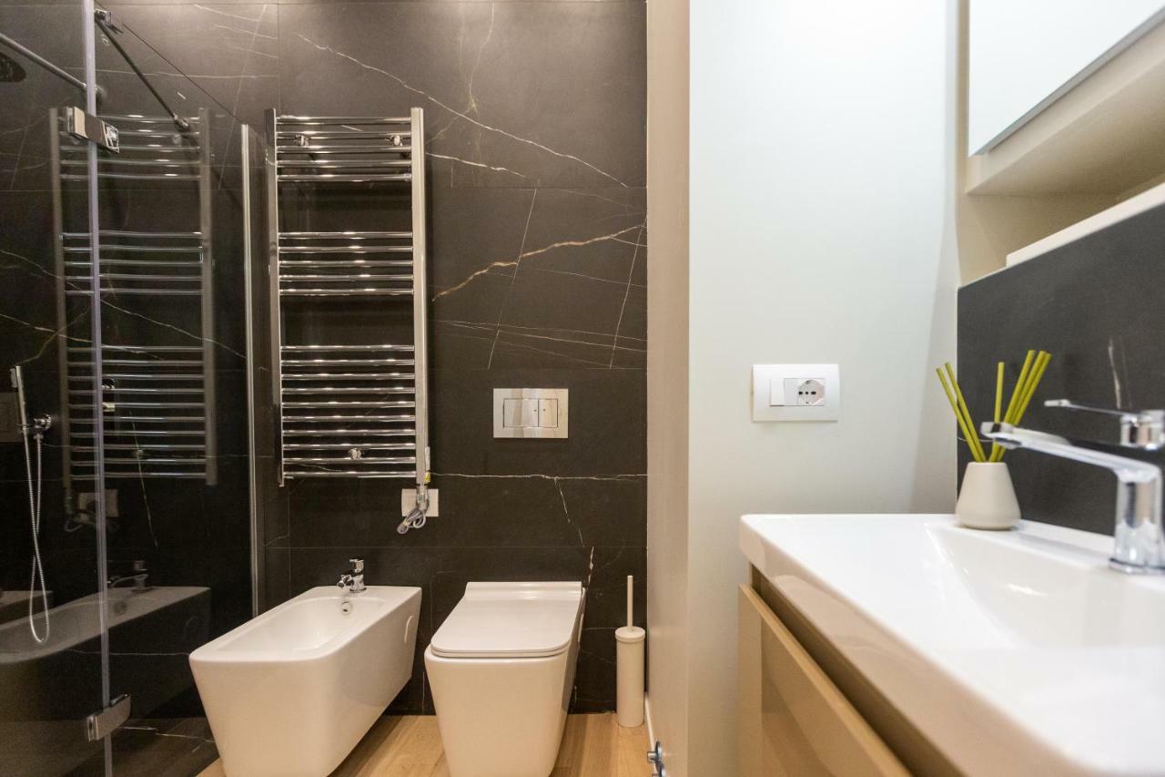Apartment Bocconi 1 Milano Exteriör bild