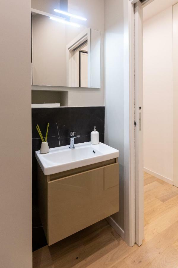 Apartment Bocconi 1 Milano Exteriör bild